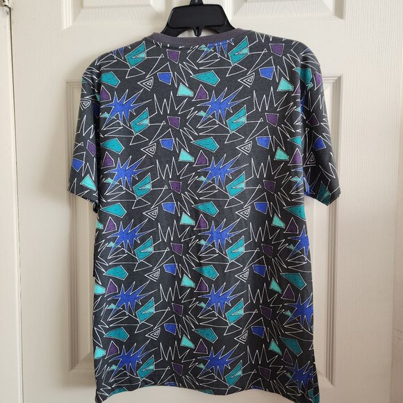 Hurley Mens Slater AOP T-Shirt Size Small 80's Theme Geometric Design, Gray - Picture 7 of 8